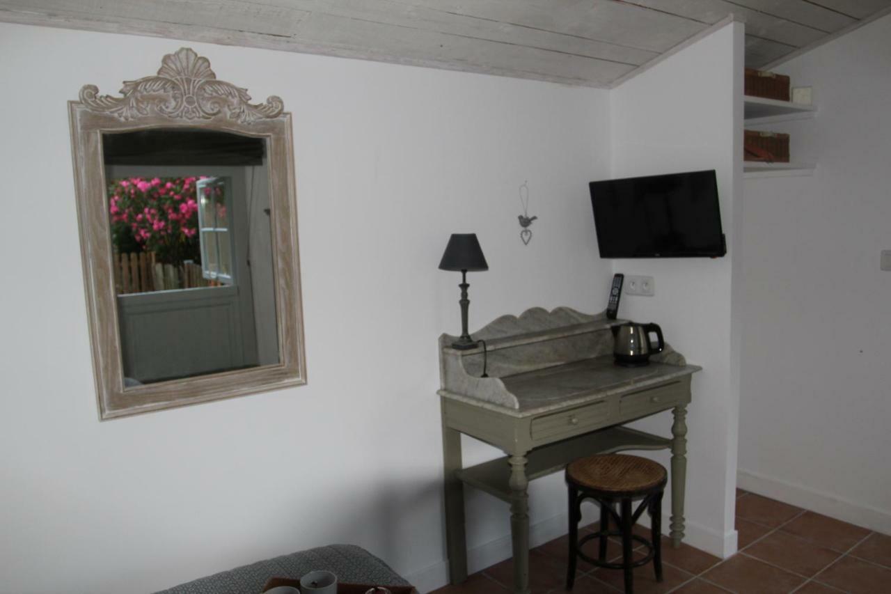 Le Clos Du Gorion Hotel Saint-Sulpice-et-Cameyrac Luaran gambar
